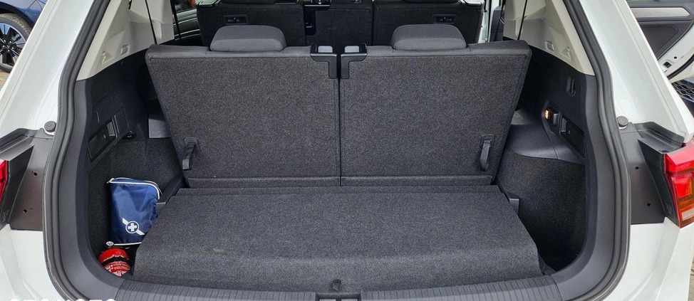Volkswagen Tiguan Allspace cena 104900 przebieg: 145000, rok produkcji 2017 z Tarnów małe 667